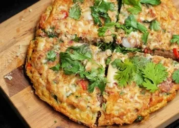 Cara Mudah Membuat Pizza Dari Mie Instan