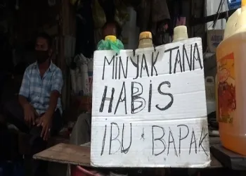 Minyak Tanah Dalam Kota Ambon Alami Kelangkaan