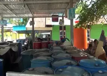 Minyak Tanah Dalam Kota Masohi Alami Kelangkaan