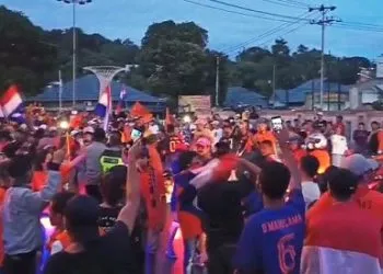 Konvoi Fans Belanda di Kota Ambon