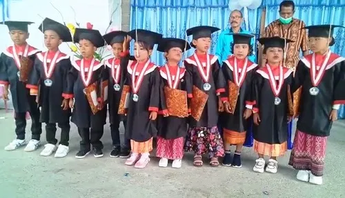 PAUD Mentari Kamarian Gelar Pelepasan dan Wisuda Siswa Angkatan III