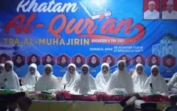 12 Santri Al Muhajirin Khataman Al Quran