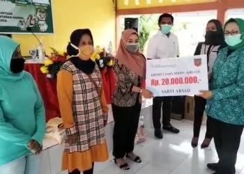 Bupati Tuasikal Hadiri Pengukuhan Bunda PAUD Kecamatan Leihitu
