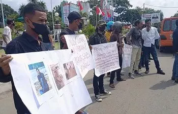 PPW Demo Tuntut Kapolda Maluku Evaluasi Kinerja Polsek Huamual