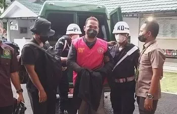 Empat Tahun Buron , Koruptor Proyek Reboisasi Dishut Bursel Ditangkap Tim Tabur Kejaksaan