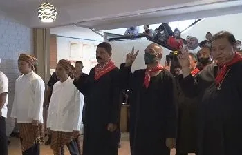 Anggota Saniri Empat Negeri Adat Resmi Dilantik Penjabat Walikota Ambon