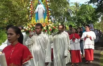 Ratusan Warga Paroki Maria Bintang Laut Ambon Hadiri Rally Rosario