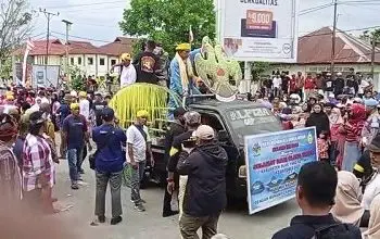 Ribuan Warga Hadiri Karnaval, Meriahkan HUT Ke 23 Kabupaten Buru 2022