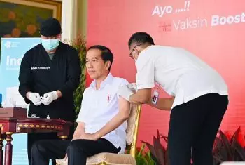 Presiden Jokowi Lakukan Vaksinasi COVID-19 Booster Kedua