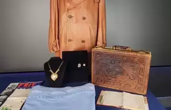 Barang-barang Pribadi Milik Elvis Presley Dilelang