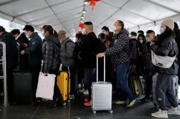 Cabut Pembatasan COVID, Perjalanan Liburan di China Melonjak