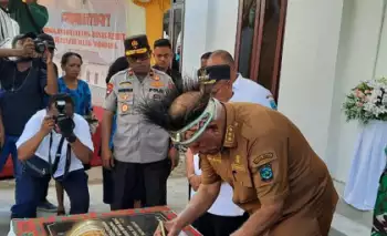 Pj Gubernur Papua Barat Dorong Upaya Pelestarian Hutan di Teluk Wondama