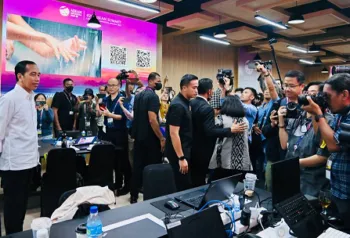Presiden Jokowi Tinjau Media Center KTT ke-42 ASEAN