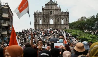 Turis Cina Memadati Pusat Perjudian Makau untuk Liburan Hari Buruh