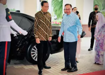 Presiden Jokowi Bertemu PM Malaysia Anwar Ibrahim