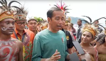 Presiden Jokowi Resmi Buka Papua Street Carnival e1688745686924