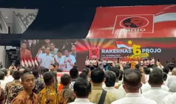 Presiden Joko Widodo di Rakernas ke VI Relawan Projo, di Indonesia Arena, GBK, Jakarta Pusat