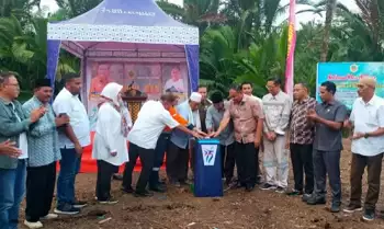 Pj Bupati Halteng, Ikram M Sangaji peletakan batu pertama pembangunan Water Intake Air Bersih