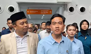 Calon wakil presiden Koalisi Indonesia Maju (KIM) Gibran Rakabuming Raka