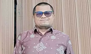 Ketua KPU Solok Selatan Ade Kurnia Zelli