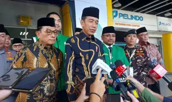 Presiden RI Joko Widodo menyampaikan keterangan pers usai menghadiri Kongres XVI GP Ansor di Pelabuhan Tanjung Priok