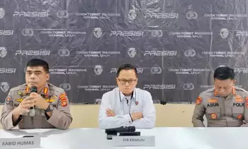 Konferensi pers kasus anggota polisi tembak debt collector di Palembang