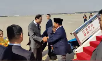 Menteri Pertahanan RI Prabowo Subianto saat tiba di China