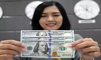 suryanto tranksaksi tukar uang dollar as bank 7JPG 2219679040