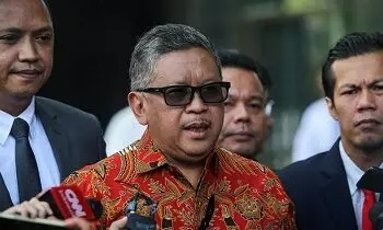 hasto penuhi panggilan kpk untuk jadi saksi harun masiku 1 169