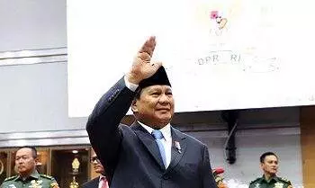 jelang akhir jabatan menhan prabowo pamit ke komisi i dpr 1 169