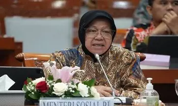 mensos tri rismaharini dok istimewa 169