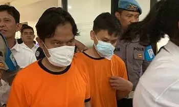 polisi menggelar konferensi pers terkait kasus pencabulan anak di panti asuhan kunciran indah kota tangerang 2 169