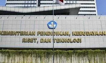 kemdikbud ingatkan ptn bijak tetapkan ukt 169