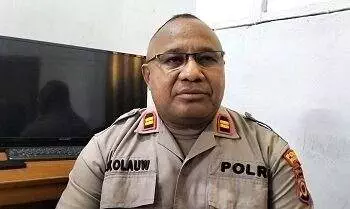 Kasi Humas Polres Maluku Tengah Iptu Anton Kolauw