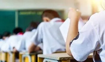 ilustrasi anak ujian sekolah