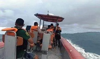 Hari keempat operasi pencarian nelayan hilang asal Desa Tanimbar Kei, Kabupaten Maluku Tenggara terus dilakukan oleh Tim SAR