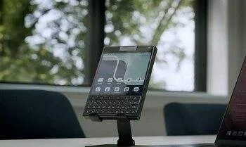 Gaya Klasik Ponsel Bergaya BlackBerry Bangkit Lagi, Hadirkan Keyboard Fisik Qwerty