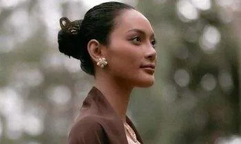 erika carlina