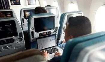 ilustrasi penumpang singapore airlines