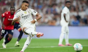 Pesepak bola Real Madrid Kylian Mbappe