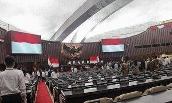 sidang tahunan mpr