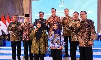 kemnaker kemenkum