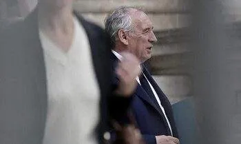 pm prancis francois bayrou
