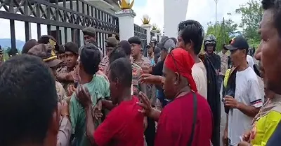 Pekerja PT SIM Desak Bupati SBB Cabut Surat Penangguhan