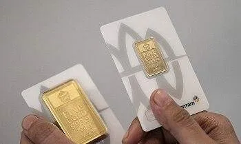 Harga emas Antam Jumat ini naik Rp33.000 menjadi Rp2,354 juta/gram