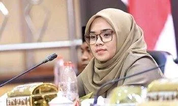 ketua dprd bone andi tenri