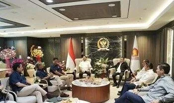 mensesneg menkeu hingga seskab rapat bareng dasco