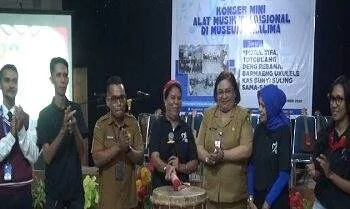 Konser Mini Musik Tradisional Tutup Rangkaian Kegiatan Belajar di Museum Siwalima