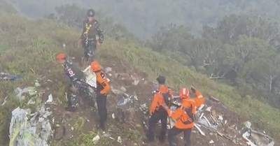 Home 53 Pencarian Korban Pesawat ATR 42-500 Terkendala Kabut-Jalur Terjal
