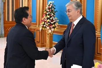 Dubes Fadjroel Dukung Penuh Perundingan Perjanjian Perdagangan Bebas Indonesia-EAUA 1 Dubes Fadjroel Dukung Penuh Perundingan Perjanjian Perdagangan Bebas Indonesia-EAUA